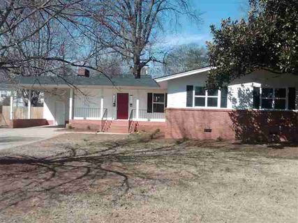 6 Camelback Road sold home in Canterbury Hills, Greenville, SC