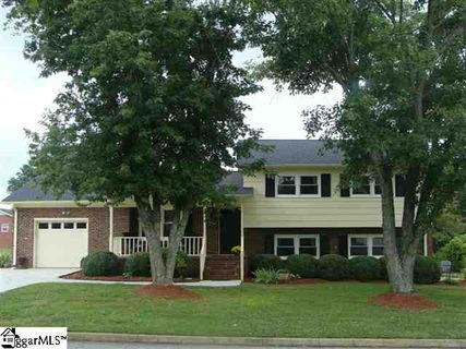 3 Whitestone Court