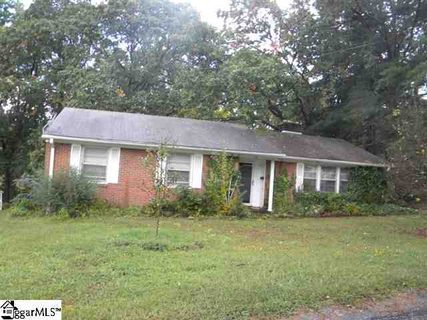 200 Lowndes Ave