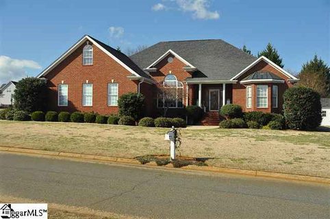 101 Deerpath Ct sold home in Stratford Point, Greenville, SC