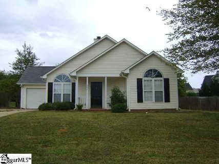 307 Golden Leaf Ln