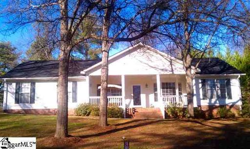 100 Lakecrest Drive