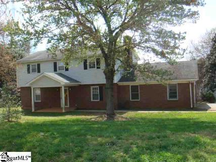 104 Raven Wood Circle
