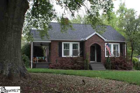 4 Birchwood Drive