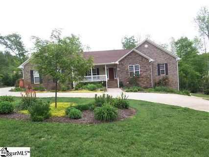 307 Shadowmere Drive