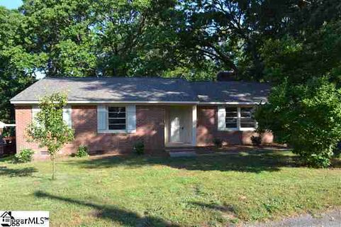200 Lowndes Ave