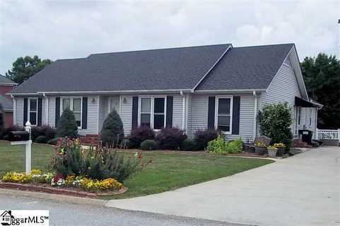 103 N Chancelor Drive