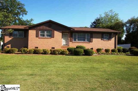 102 Hiwassee Drive