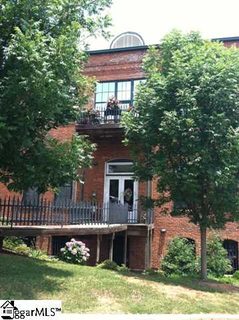 102 Russell St Unit 104