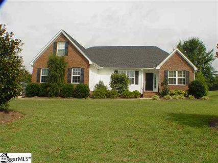 106 Shore View Court sold home in Waters Edge, Taylors, SC