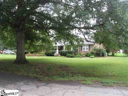 140 Eastview Circle sold home in Eastview Heights, Simpsonville, SC
