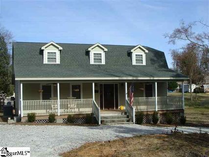 275 Shenandoah Drive sold home in Country Heights, Laurens, SC