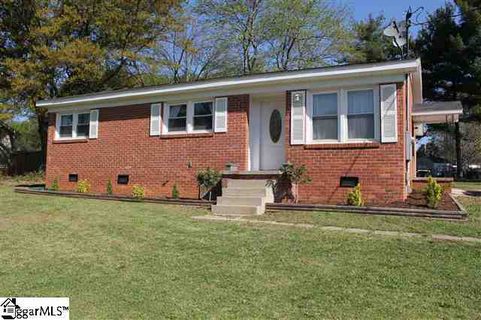 102 Middleton Ln sold home in Windsor Park, Greenville, SC