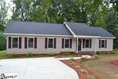 122 Woodland Drive