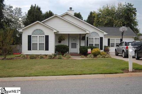 406 Golden Leaf Lane