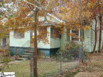 121 Henderson Street sold home in City View, Greenville, SC