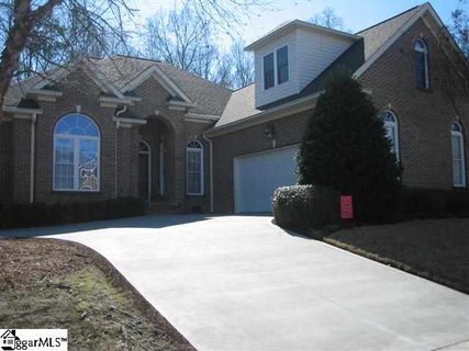130 Banbury Circle sold home in Cedar Cove, Simpsonville, SC