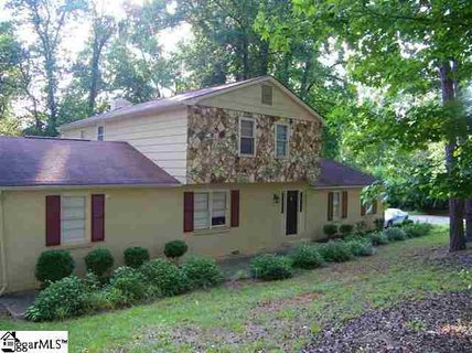 102 Riggs Court