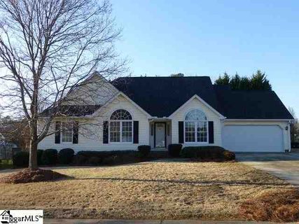 104 Fairwood Drive