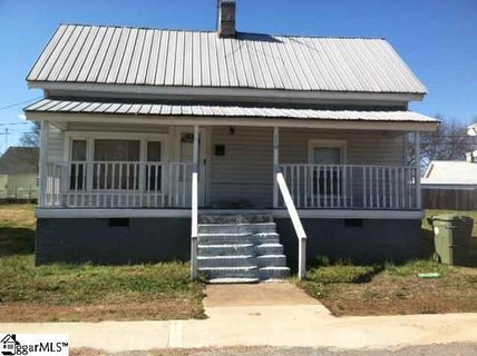 110 4Th Street sold home in Woodside Mill, Fountain Inn, SC