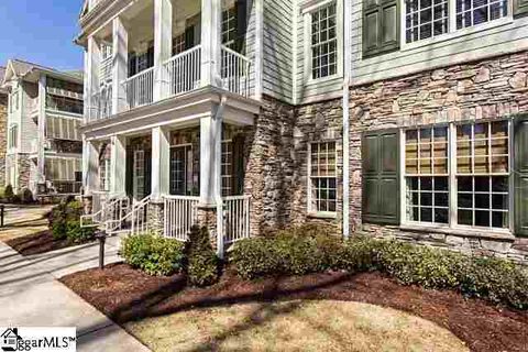 168 Ridgeland Drive #201