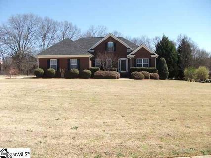 318 Huddersfield Drive sold home in The Summit, Piedmont, SC