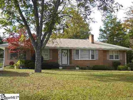 213 Forest Drive