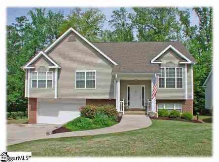 104 Bushberry Way sold home in Laurel Oak, Greer, SC