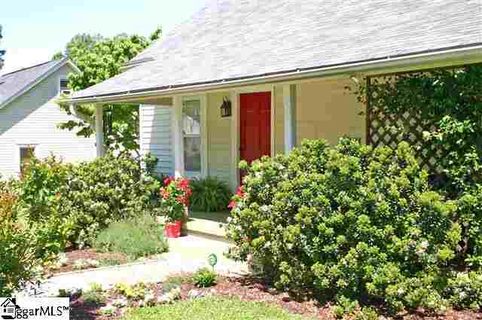 104 Iselin Street