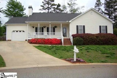 112 Raintree Court
