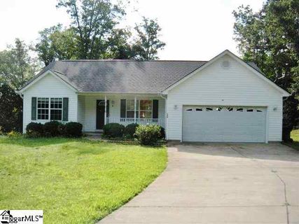 100 Fernwood Drive