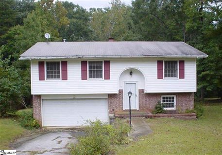 114 Woodridge Circle sold home in Windsor Park, Greenville, SC