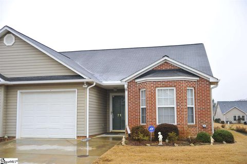 71 Magnolia Crest Drive