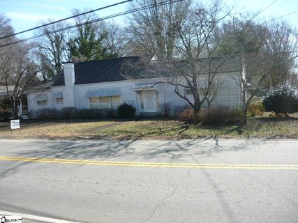 305 Highland Road