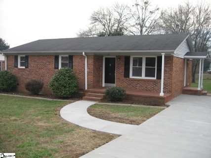 18 Crofton Drive