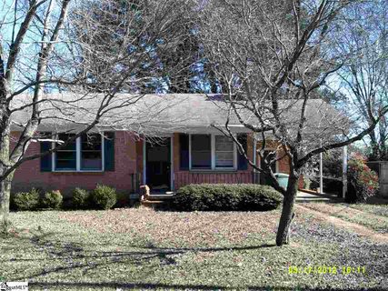 120 Ridgeway Drive