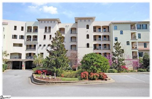 1209 E Washington Street #405