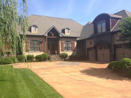 Previously sold for $642,800