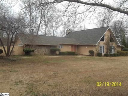 327 Shadowmere Drive