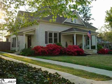 211 N B Street