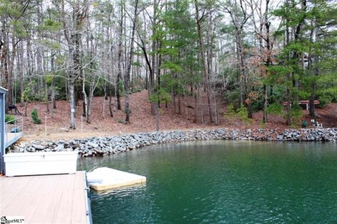J66 The Cliffs At Keowee Falls