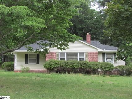 107 Forest Drive