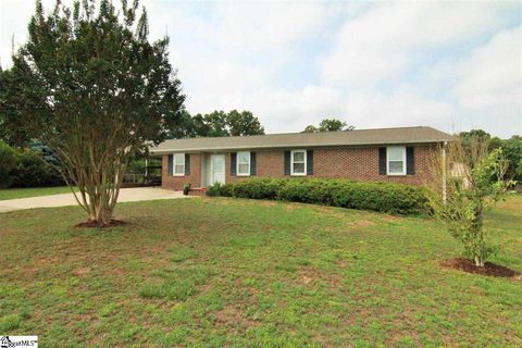 112 Woodfield Drive
