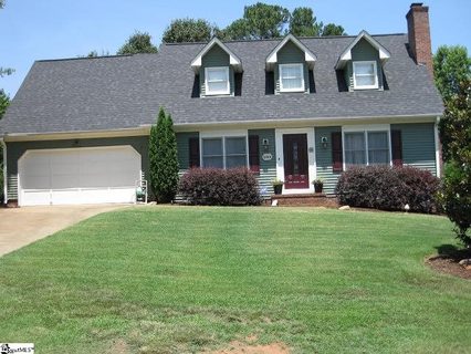705 Pineapple Pointe
