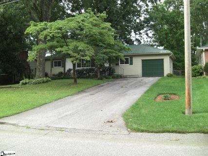 104 Forestdale Drive