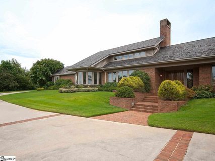 6 Darien Way