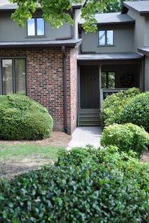 213 Ingleside Way
