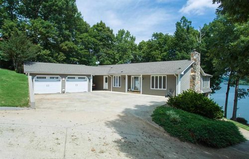 152 Amber Drive