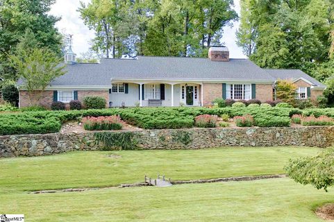 112 Twin Lake Road
