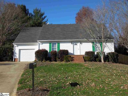 208 E Chase Court